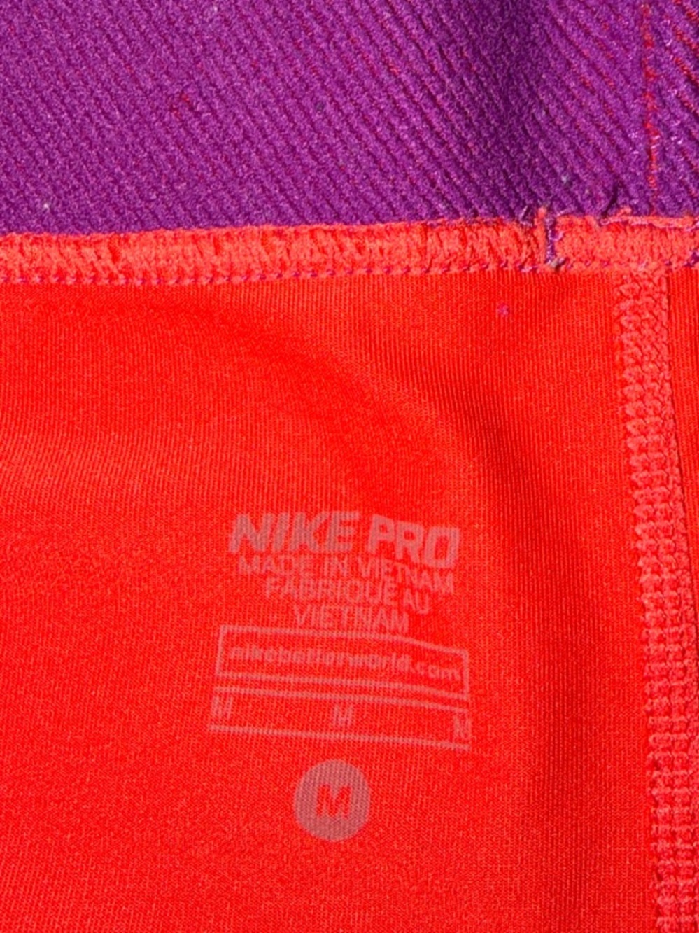 Nike Pro Women’s Purple and Red Size M - Picture 2 of 6